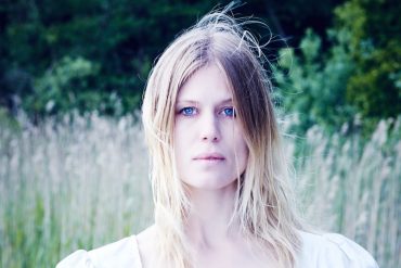 myrkur cantante de black metal